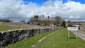 Foolow village