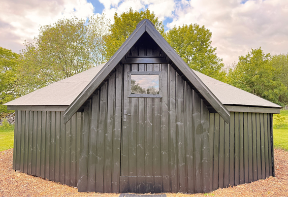 glamping site in Foolow Derbyshire